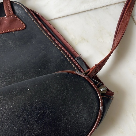 Silvia convertible black leather mini backpack or sling bag w/two outer pockets - Picture 5 of 8